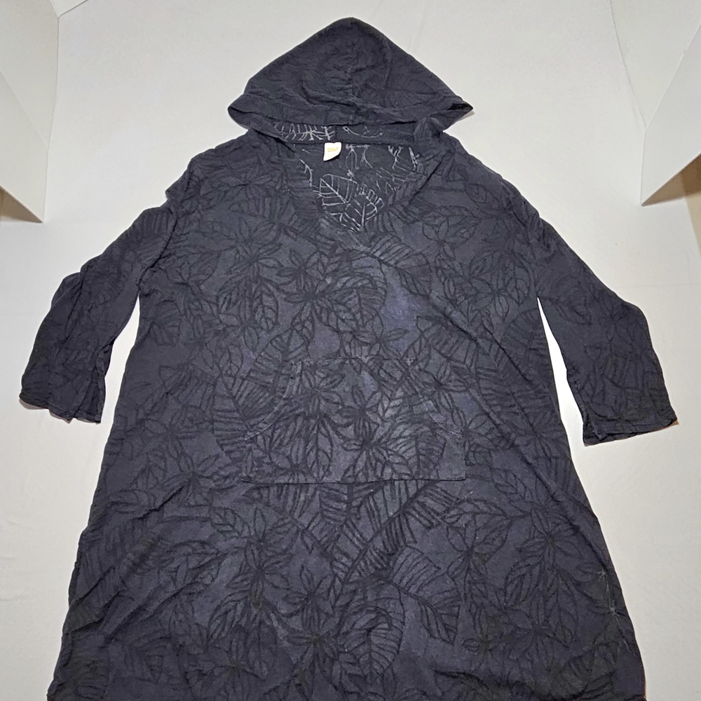 Tropical Escape Black Leaf Hooded Tunic Cover Up • 1X Lightweight V-Neck